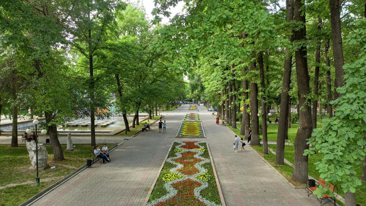 Ocean Hotel Biszkek Zewnętrze zdjęcie