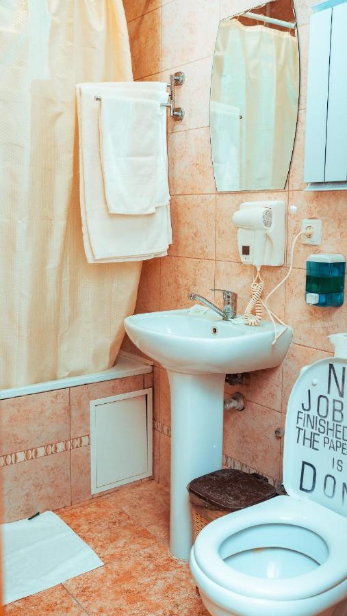 Ocean Hotel Biszkek Zewnętrze zdjęcie