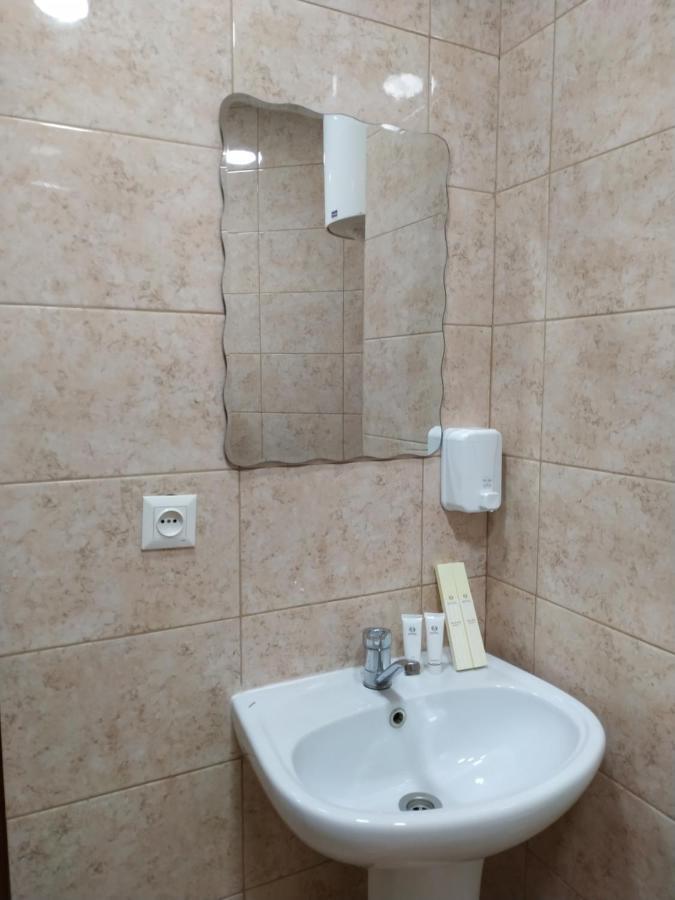 Ocean Hotel Biszkek Zewnętrze zdjęcie